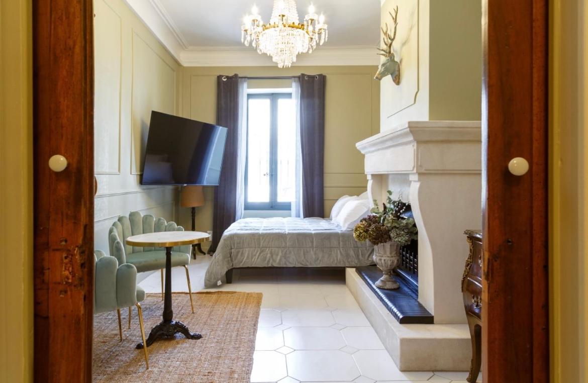 Le 215 Gambetta Boutique Hotel En Provence Cavaillon Dış mekan fotoğraf