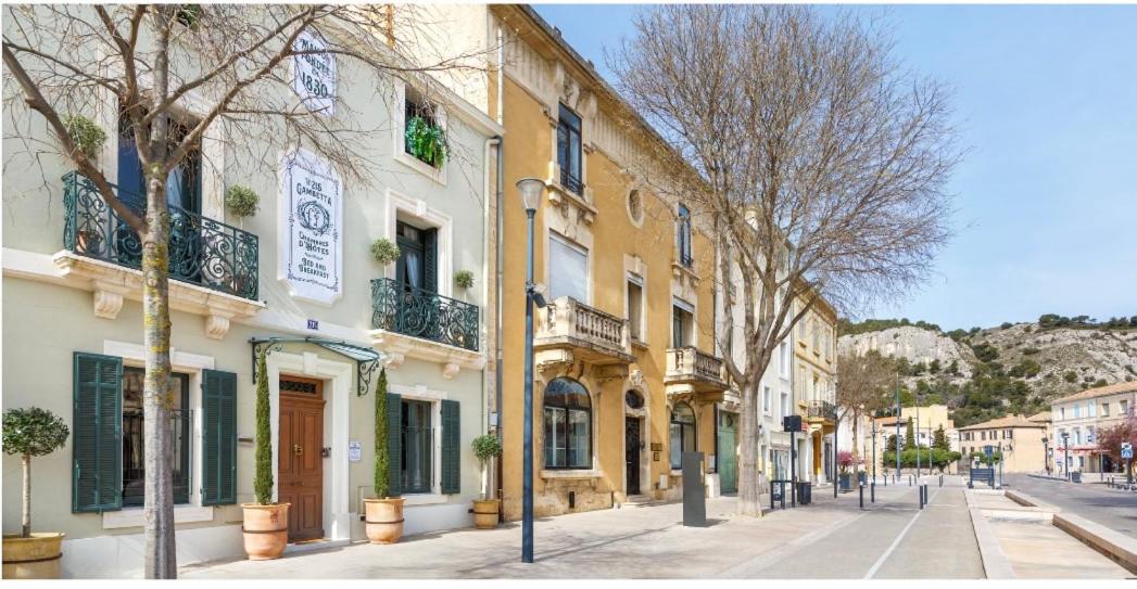 Le 215 Gambetta Boutique Hotel En Provence Cavaillon Dış mekan fotoğraf